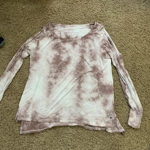 Open shoulder long sleeve